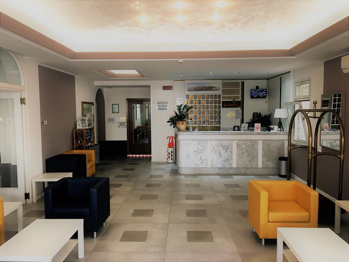 Hotel Al Mare Lido di Jesolo Dış mekan fotoğraf