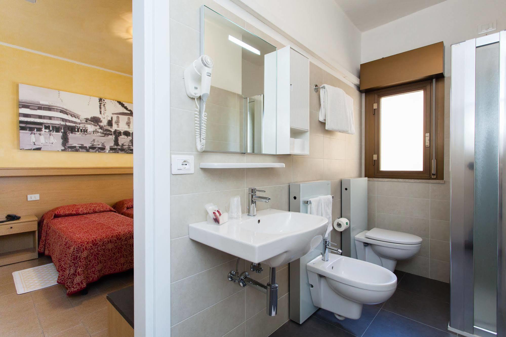 Hotel Al Mare Lido di Jesolo Dış mekan fotoğraf