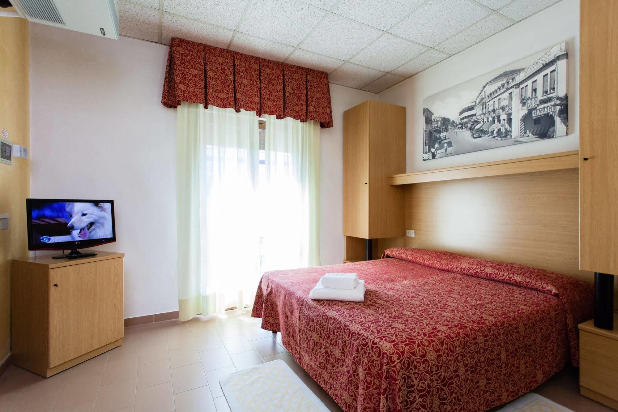 Hotel Al Mare Lido di Jesolo Dış mekan fotoğraf